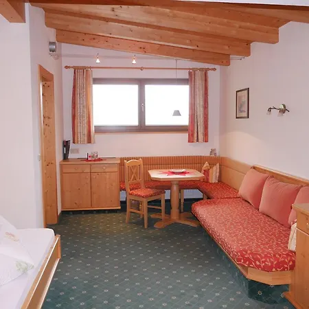 Bed & Breakfast Bergkristall 3*