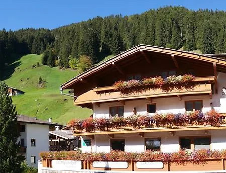 Bergkristall Bed & Breakfast Tux