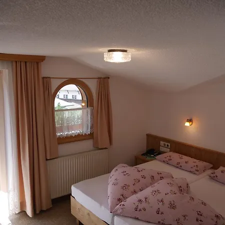 Bergkristall Bed & Breakfast Tux