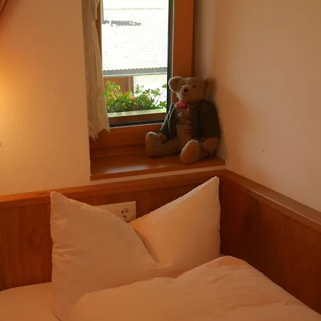 ベッド・アンド・ブレックファスト Bergkristall トゥクス