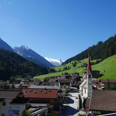 Bergkristall トゥクス