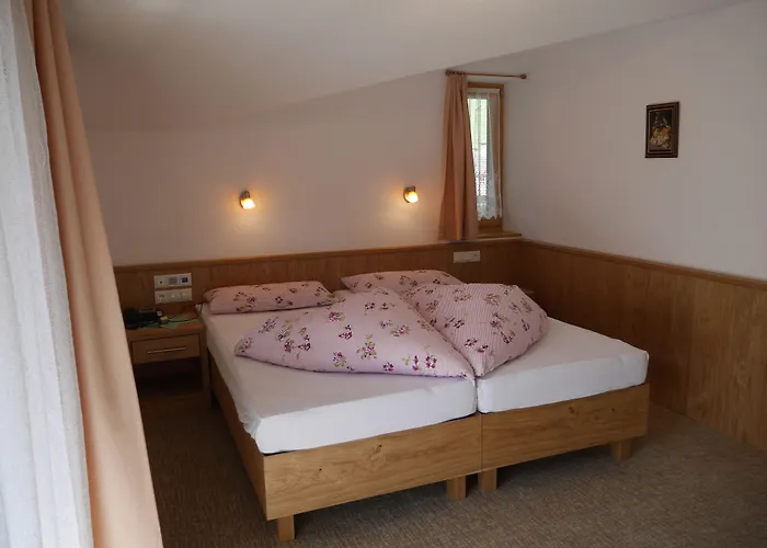 Bergkristall Bed & Breakfast 3*