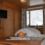 B&B Bergkristall 턱스