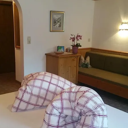 Bergkristall فندق مبيت وإفطار 2*
