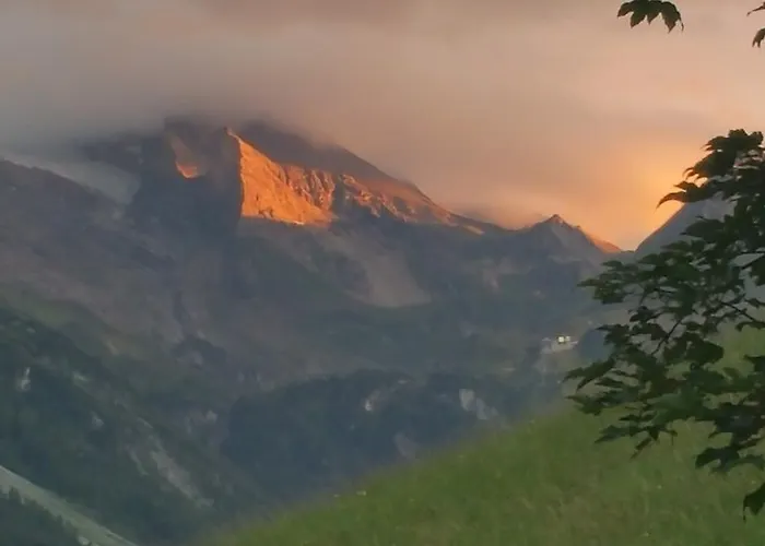 住宿加早餐酒店 Bergkristall 图克斯
