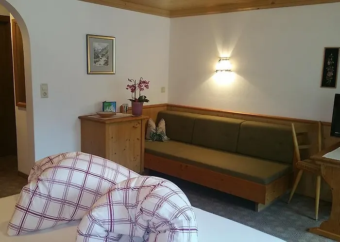 Bergkristall 住宿加早餐酒店